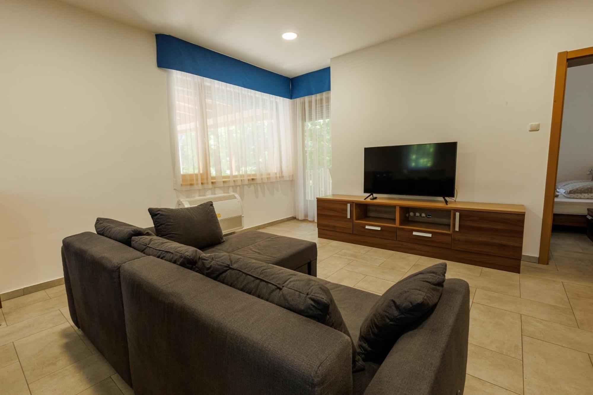 Jacht Apartmanok Balatonfüred Esterno foto
