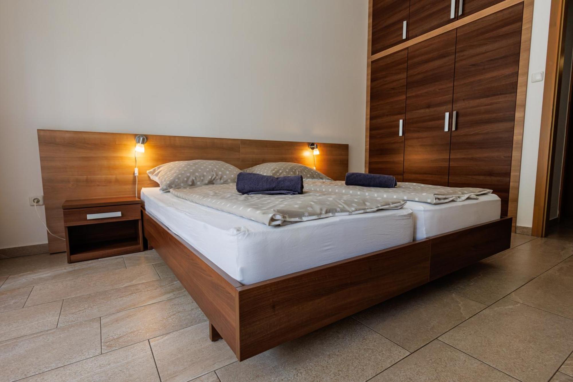 Jacht Apartmanok Balatonfüred Esterno foto