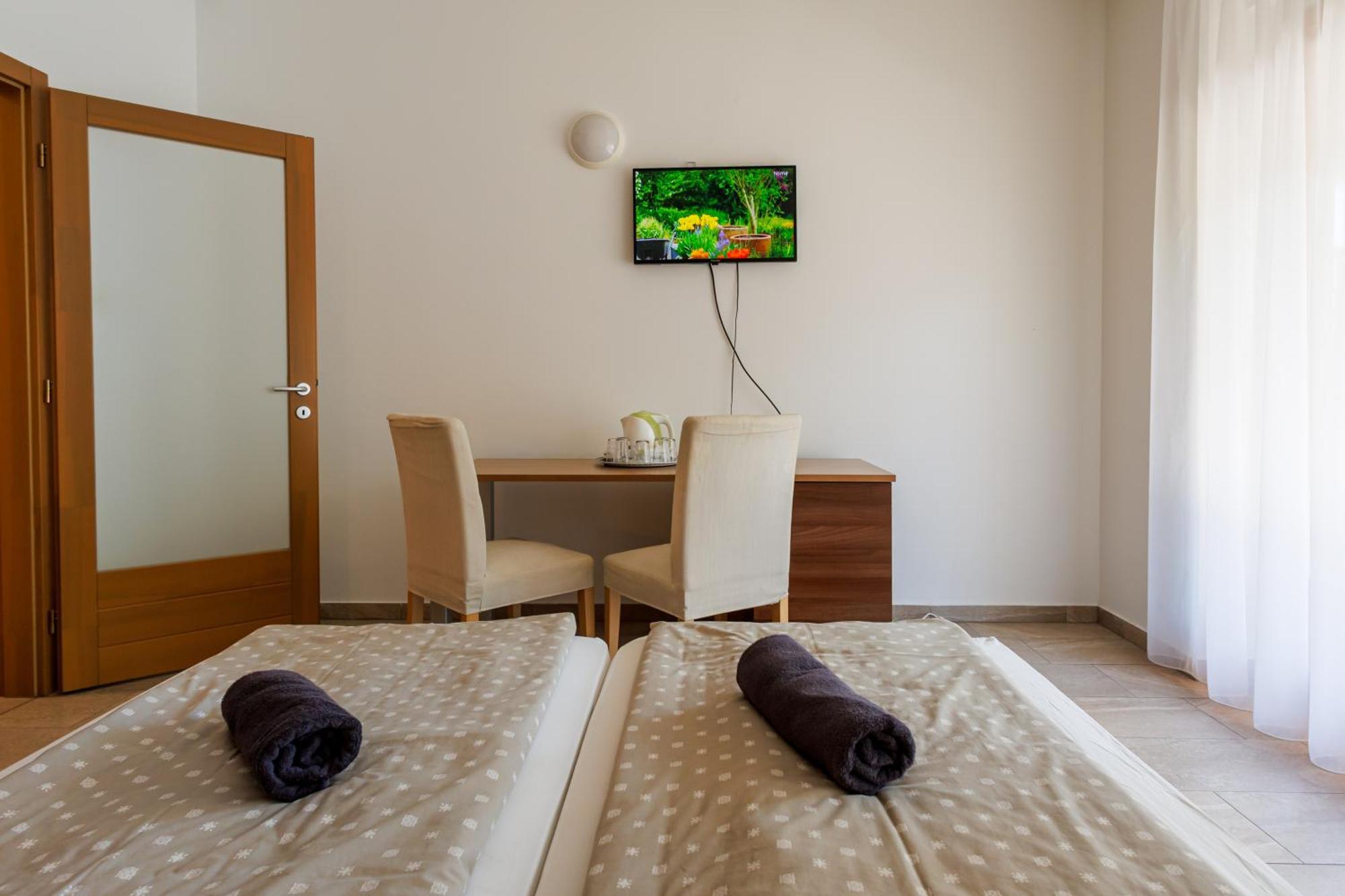 Jacht Apartmanok Balatonfüred Esterno foto